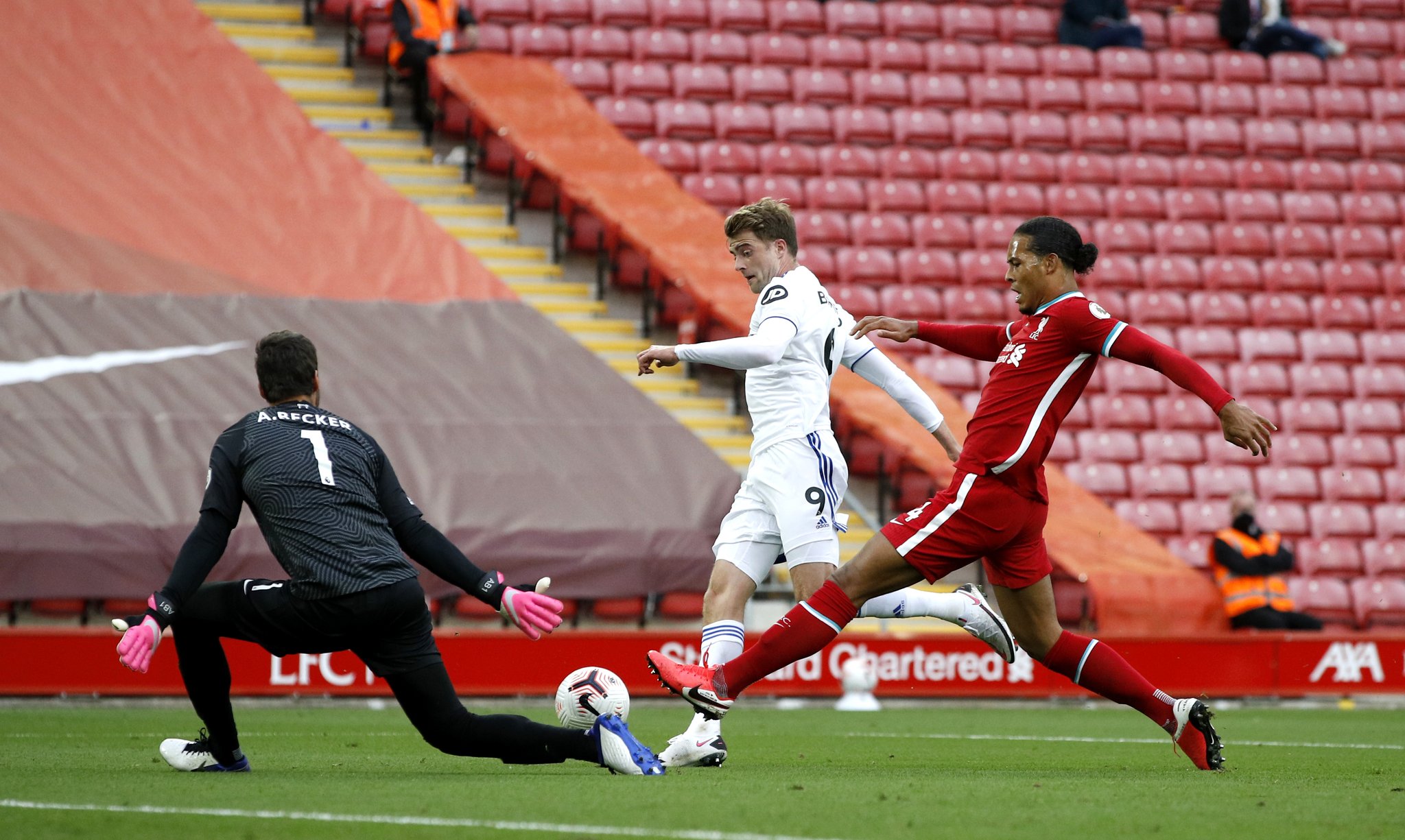 的声明引起 的声明引起